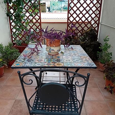 Bed and Breakfast A casa tua Noto Habitación foto