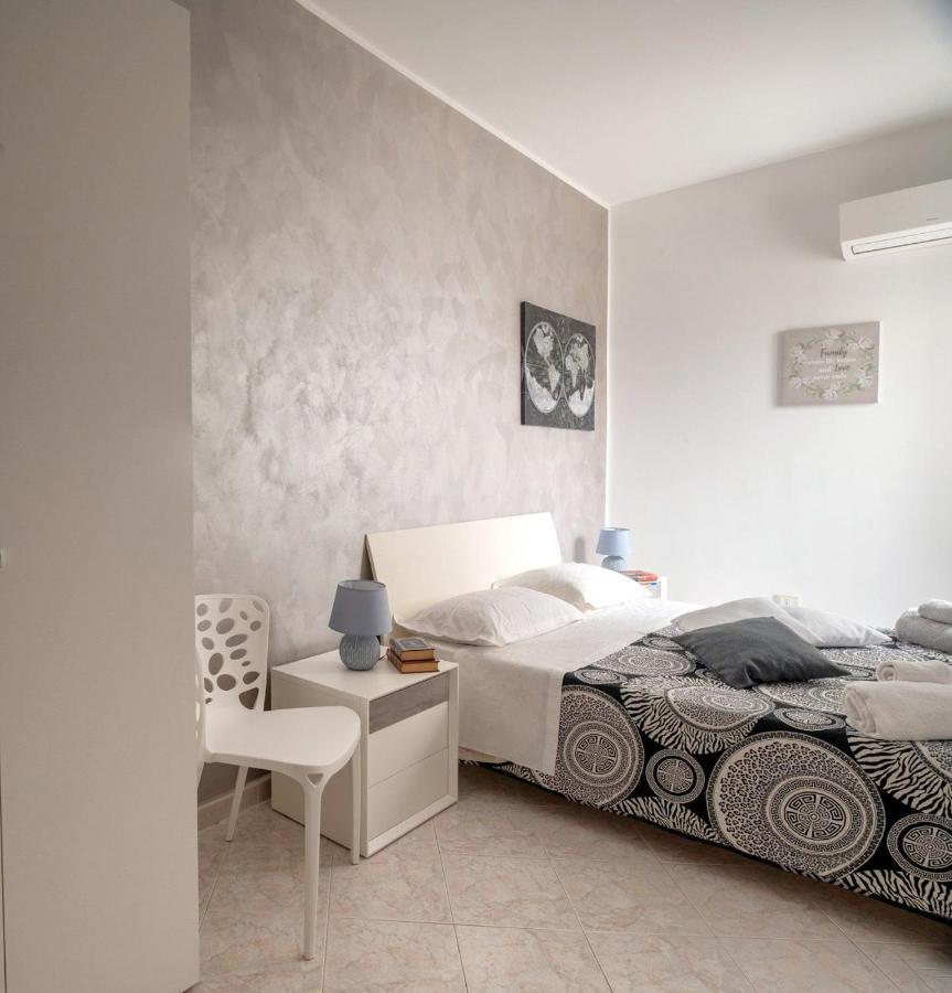 Bed and Breakfast A casa tua Noto Exterior foto